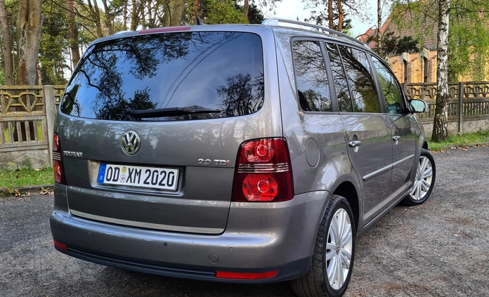 Volkswagen Touran cena 24900 przebieg: 230000, rok produkcji 2008 z Kąty Wrocławskie małe 326